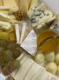 Чем хлеб и сыр могут угрожать вашему холестерину больше, чем мясо