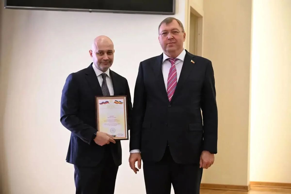 Сегодня День финансиста.. Поздравляю работников финансовых организаций Ростовской области с профессиональным праздником Сегодня День финансиста.. Поздравляю работников финансовых организаций Ростовской области с профессиональным праздником