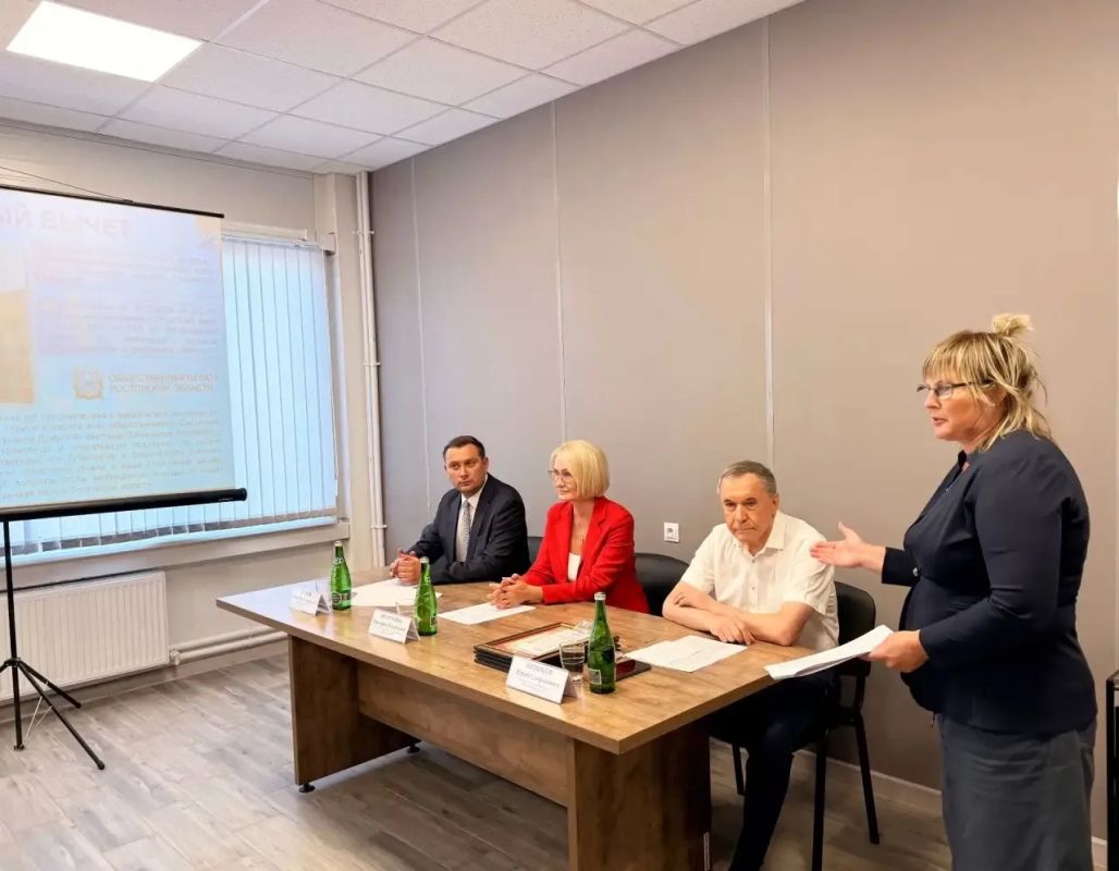 Виктория Абрамченко: Новочеркасск. Пять предприятий Новочеркасска передадут 6,2 млн рублей трём спортивным школам города Виктория Абрамченко: Новочеркасск. Пять предприятий Новочеркасска передадут 6,2 млн рублей трём спортивным школам города