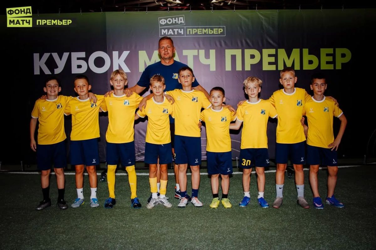 Воспитанники «Академии Чемпионов» приняли участие во всероссийском турнире по футболу в составе команды Академии ФК «Ростов» Воспитанники «Академии Чемпионов» приняли участие во всероссийском турнире по футболу в составе команды Академии ФК «Ростов»