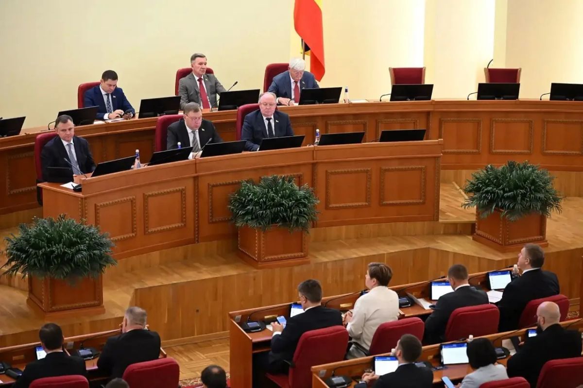 Несколько лет назад у «Единой России» появился программный тезис «России важен каждый ребёнок» Несколько лет назад у «Единой России» появился программный тезис «России важен каждый ребёнок»
