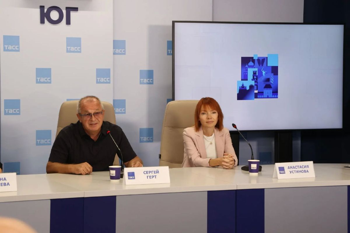 Главное из заявлений с пресс-конференции, посвященной гастролям в Ростове Таганрогского театра им. А. П. Чехова, подготовке к 200-летнему юбилею и работе учреждения в период реконструкции Главное из заявлений с пресс-конференции, посвященной гастролям в Ростове Таганрогского театра им. А. П. Чехова, подготовке к 200-летнему юбилею и работе учреждения в период реконструкции