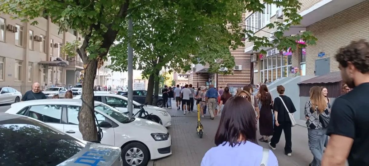 Сегодня на ростовском ипподроме проходят скачки Сегодня на ростовском ипподроме проходят скачки