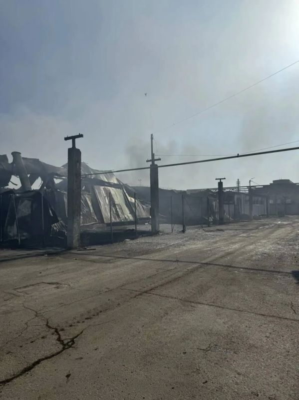 Детский футбольный клуб в Таганроге получил повреждения после атаки БПЛА Детский футбольный клуб в Таганроге получил повреждения после атаки БПЛА