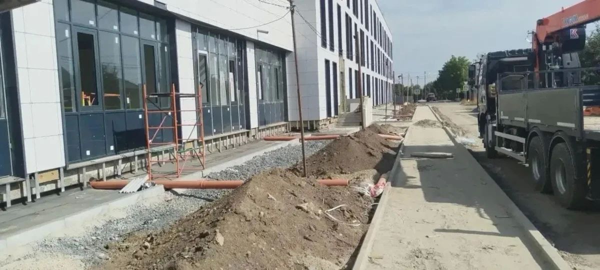 Новая школа на Ставропольской готова на 73% Новая школа на Ставропольской готова на 73%