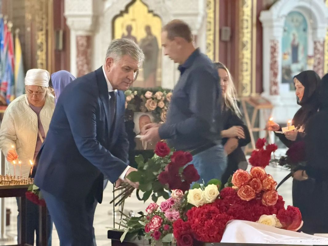 Сегодня Новочеркасск простился с почётным гражданином города, легендой донского и российского спорта Анатолием Георгиевичем Тимофеевым Сегодня Новочеркасск простился с почётным гражданином города, легендой донского и российского спорта Анатолием Георгиевичем Тимофеевым