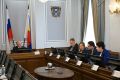 На заседании круглого стола, организованного комитетом Законодательного Собрания Ростовской области по бюджету, депутаты совместно с экспертами обсудили тему «Организация контроля исполнения национальных проектов в...