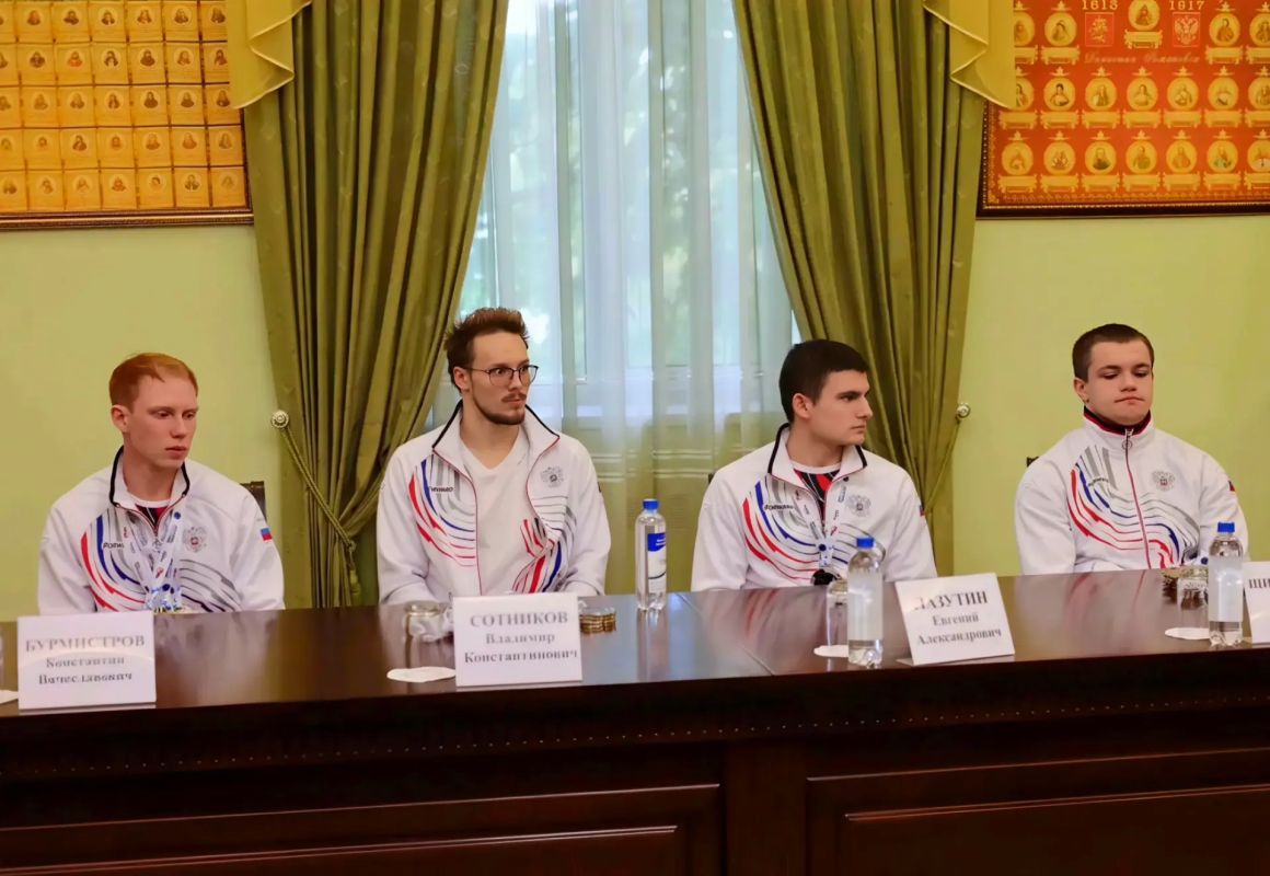 Город Шахты гордится своими чемпионами! Город Шахты гордится своими чемпионами!