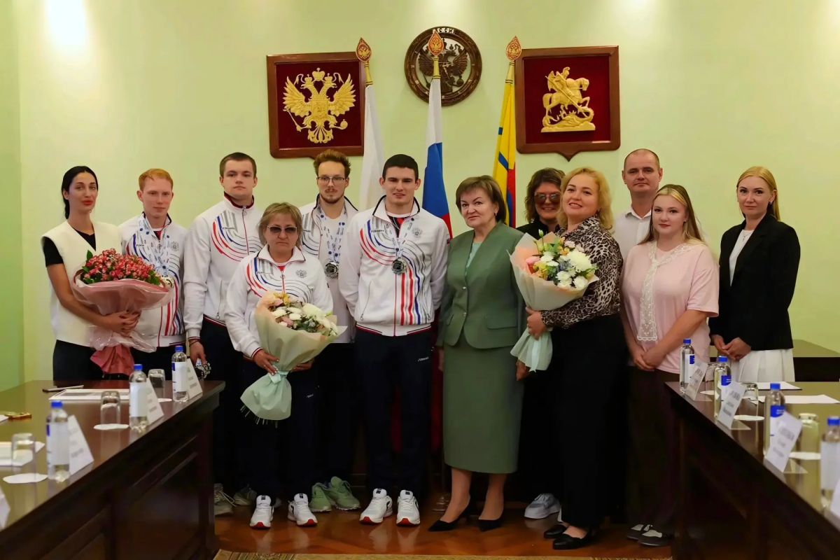 Город Шахты гордится своими чемпионами!