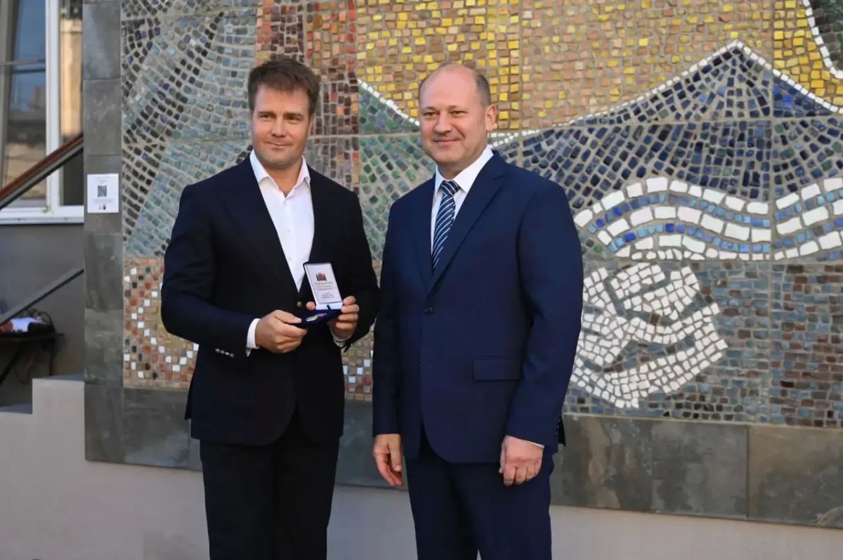 Александр Скрябин: Легенда возвращается!. . Благодаря волонтерам «Том Сойер Фест» и неравнодушному бизнесу город сохранил уникальную мозаику «Балканы» Александр Скрябин: Легенда возвращается!. . Благодаря волонтерам «Том Сойер Фест» и неравнодушному бизнесу город сохранил уникальную мозаику «Балканы»
