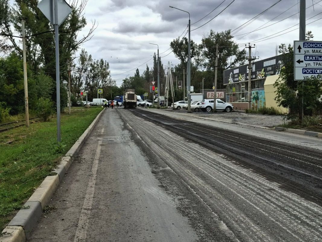 По итогам приёма граждан в микрорайоне Хотунок, вопрос ремонта улицы Петрова был внесён в план работ Администрации По итогам приёма граждан в микрорайоне Хотунок, вопрос ремонта улицы Петрова был внесён в план работ Администрации