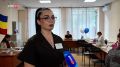 Волонтёры помогают маломобильным избирателям на выборах в Ростовской области