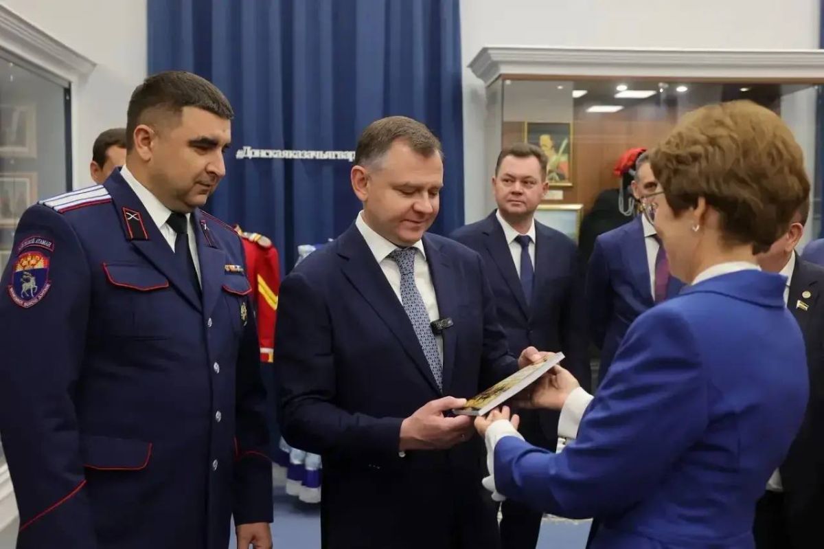 Юрий Слюсарь: Побывал в культурно-выставочном центре «Донская казачья гвардия» в ДГТУ Юрий Слюсарь: Побывал в культурно-выставочном центре «Донская казачья гвардия» в ДГТУ