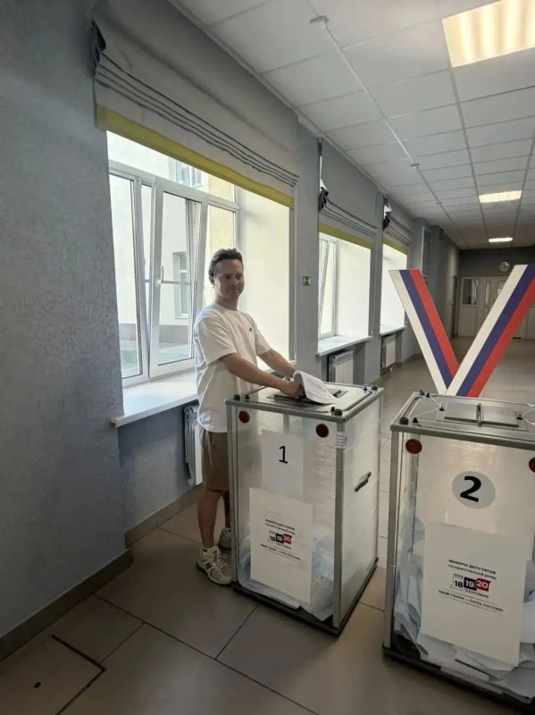 Известные ростовские спортсмены голосуют на выборах депутатов Госдумы Известные ростовские спортсмены голосуют на выборах депутатов Госдумы