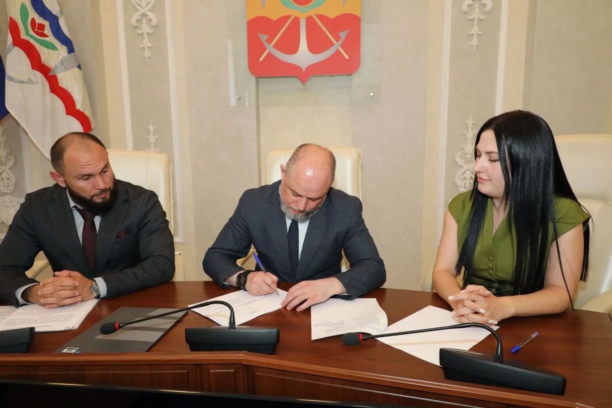 Сегодня подписал соглашение о сотрудничестве между Администрацией города Волгодонска и банком ВТБ