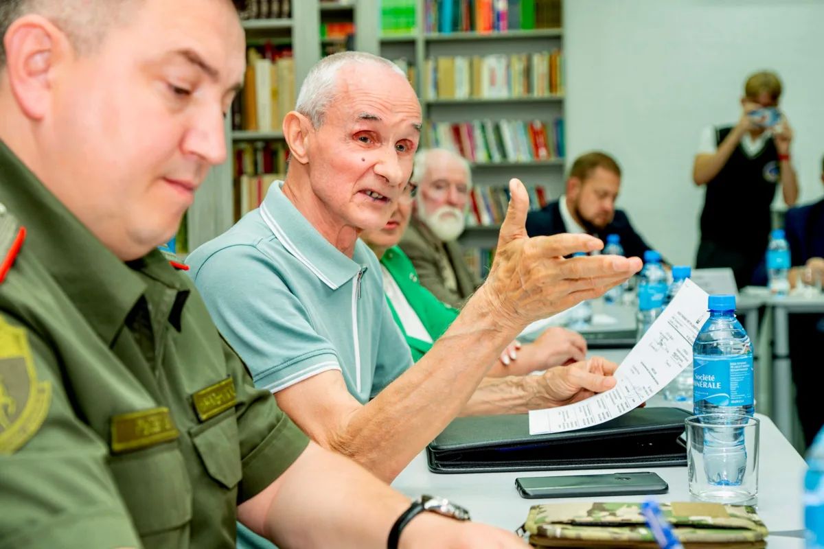 Принял участие в заседании Общественного совета при Администрации Батайска под председательством Валерия Симоненко Принял участие в заседании Общественного совета при Администрации Батайска под председательством Валерия Симоненко