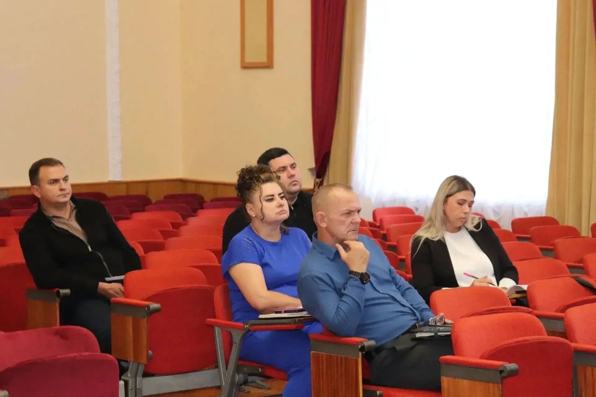 В Шахтах прошло заседание комиссии по обеспечению безопасности дорожного движения В Шахтах прошло заседание комиссии по обеспечению безопасности дорожного движения