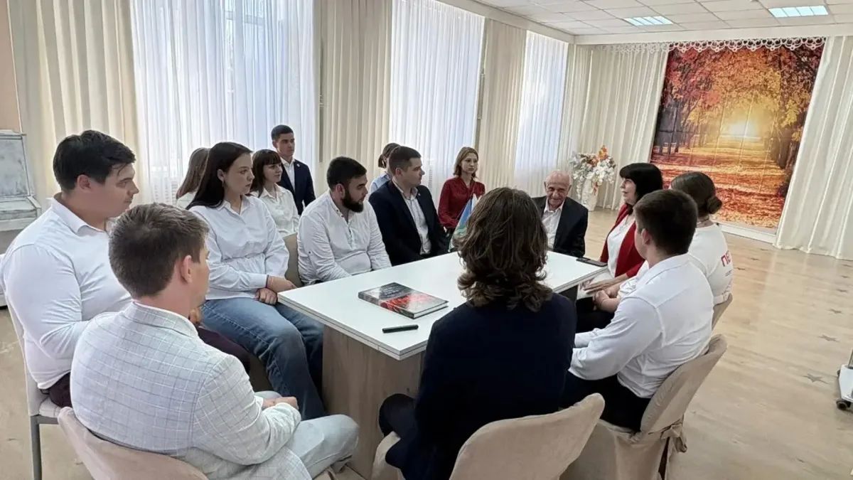 В Батайске стартовал проект «Союз молодости и мудрости» В Батайске стартовал проект «Союз молодости и мудрости»