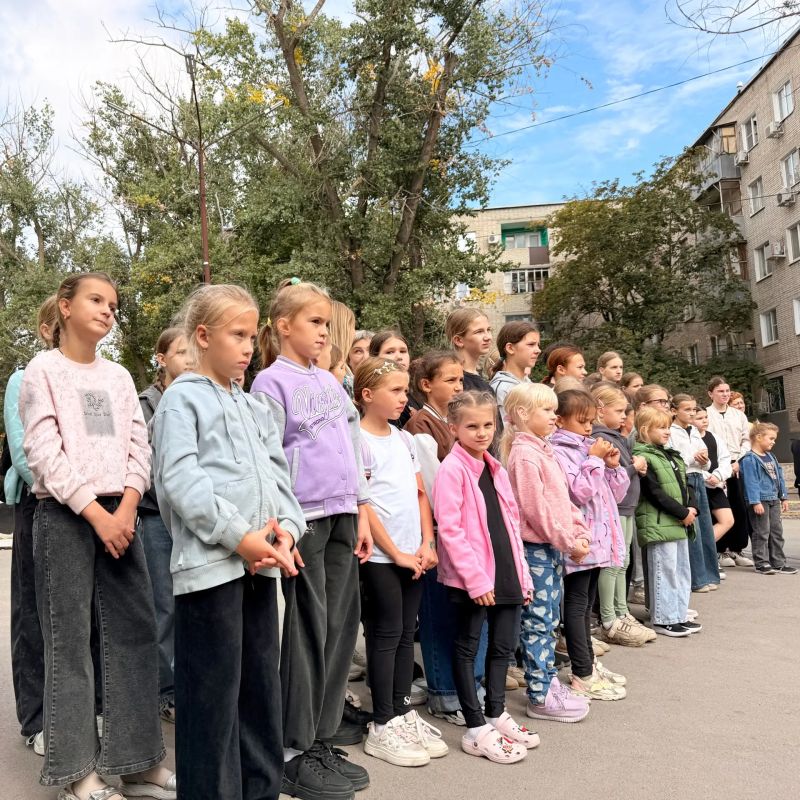 В Новочеркасске открыли мемориальную доску Григорию Григорьевичу Толстопятенко В Новочеркасске открыли мемориальную доску Григорию Григорьевичу Толстопятенко