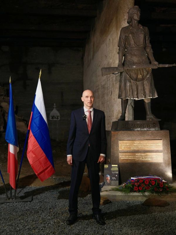 Посольство России во Франции: Посольство России во Франции: