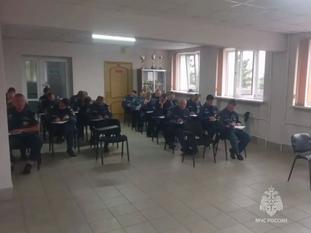 53 спасателя — и все подтвердили свой статус! 53 спасателя — и все подтвердили свой статус!