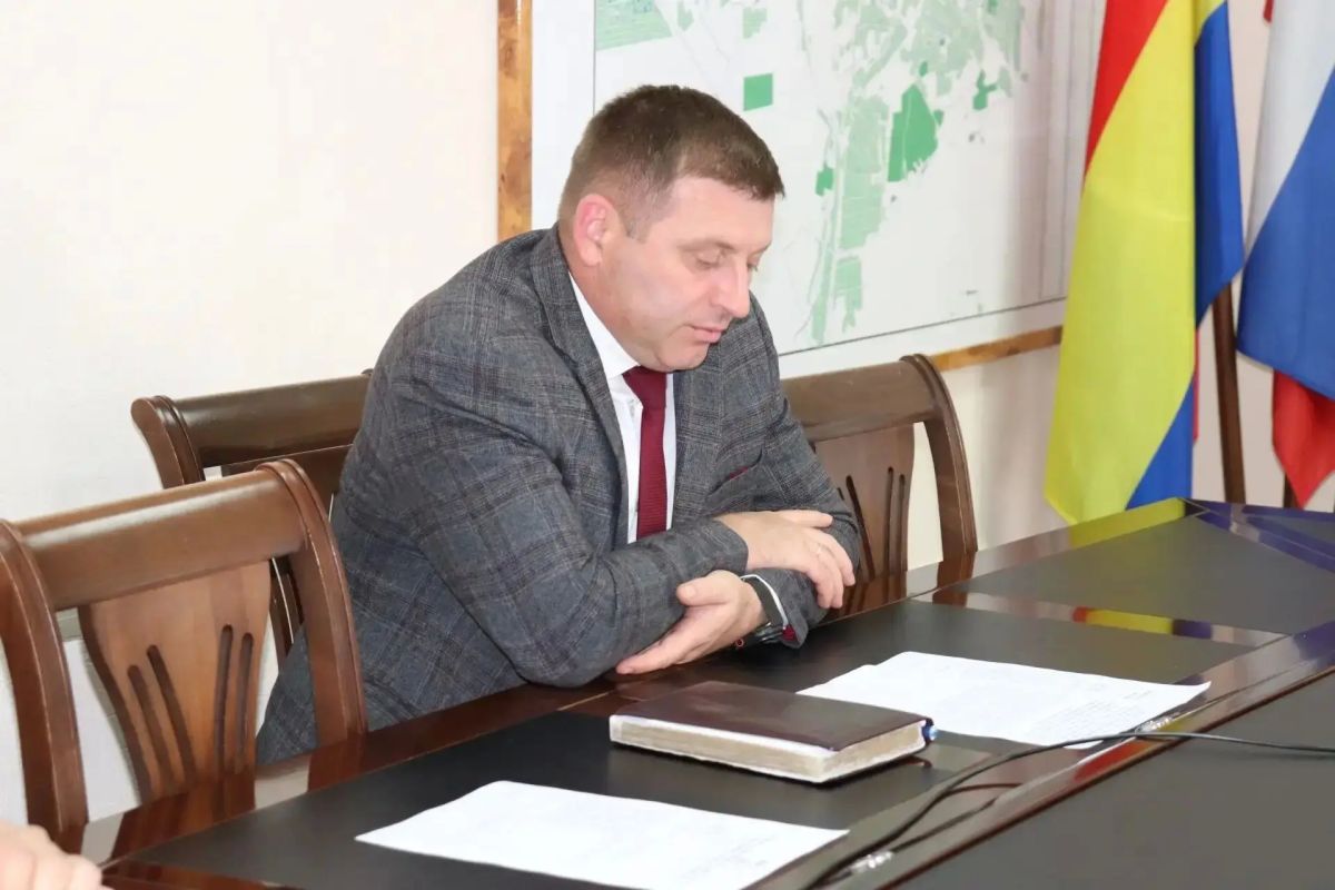 В городе Шахты снят режим «повышенной готовности» после завершения ремонта водовода В городе Шахты снят режим «повышенной готовности» после завершения ремонта водовода