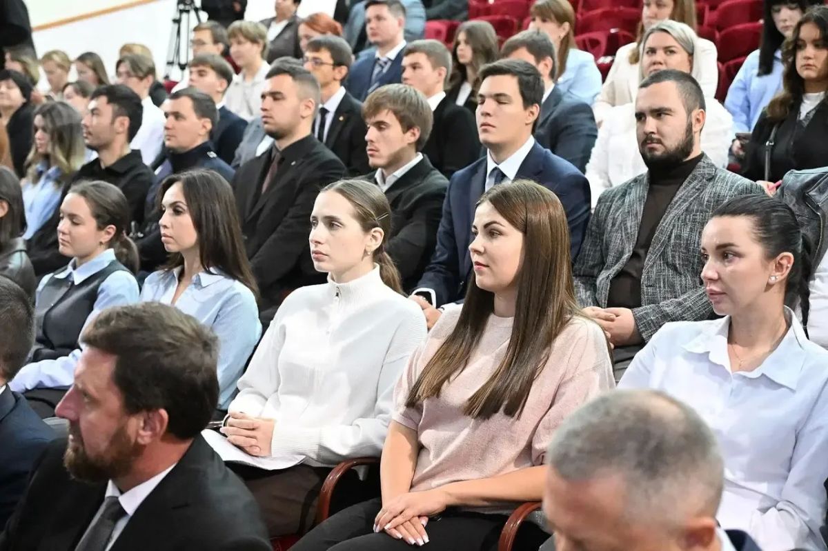 В городе Каменске-Шахтинском состоялось заседание Совета Молодежных парламентов муниципальных образований Ростовской области В городе Каменске-Шахтинском состоялось заседание Совета Молодежных парламентов муниципальных образований Ростовской области