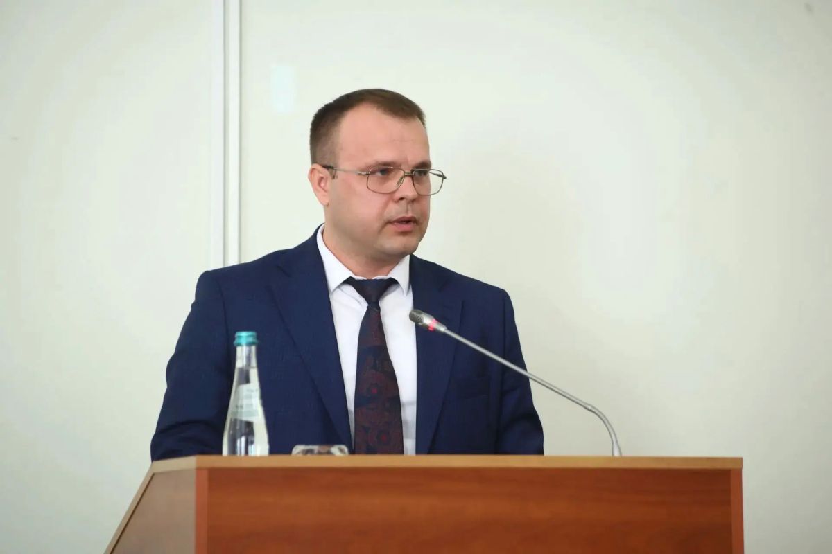 Александр Скрябин: На планерном совещании обсудили вопросы озеленения Октябрьского района Александр Скрябин: На планерном совещании обсудили вопросы озеленения Октябрьского района