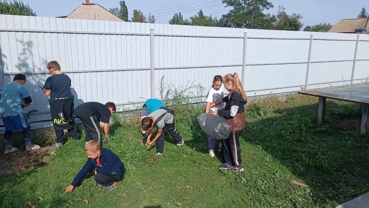 В библиотеках города прошли мероприятия всероссийского экологического субботника «Зеленая Россия» В библиотеках города прошли мероприятия всероссийского экологического субботника «Зеленая Россия»