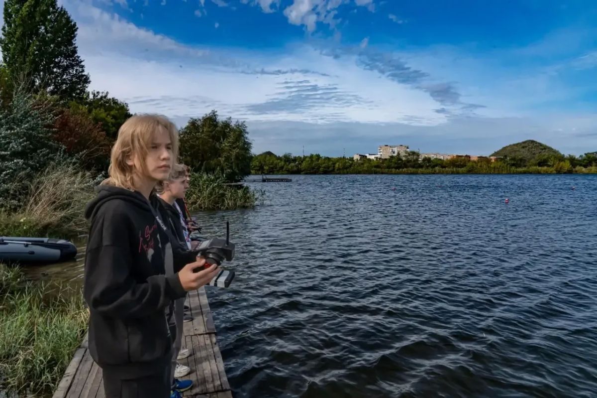 В городе Шахты на акватории водохранилища поселка 20 лет РККА состоялись Чемпионат и Первенство Ростовской области по судомодельному спорту в классах скоростных моделей В городе Шахты на акватории водохранилища поселка 20 лет РККА состоялись Чемпионат и Первенство Ростовской области по судомодельному спорту в классах скоростных моделей