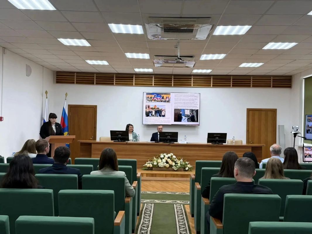 30 сентября в Управлении Федерального казначейства по Ростовской области состоялась встреча руководителя Управления с молодыми сотрудниками Управления и сотрудниками территориально обособленных отделов Управления 30 сентября в Управлении Федерального казначейства по Ростовской области состоялась встреча руководителя Управления с молодыми сотрудниками Управления и сотрудниками территориально обособленных отделов Управления