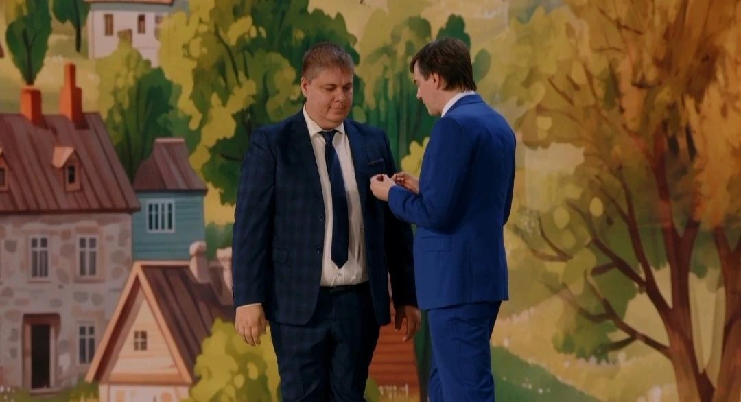 «Посвящается маме»: шахтинский педагог Алексей Удот получил высшую награду от министра просвещения в Москве «Посвящается маме»: шахтинский педагог Алексей Удот получил высшую награду от министра просвещения в Москве