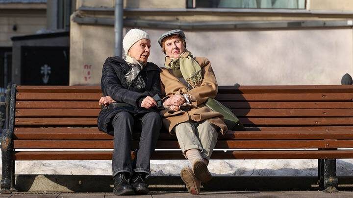 Пенсионеры могут изменить набор социальных услуг до 1 октября