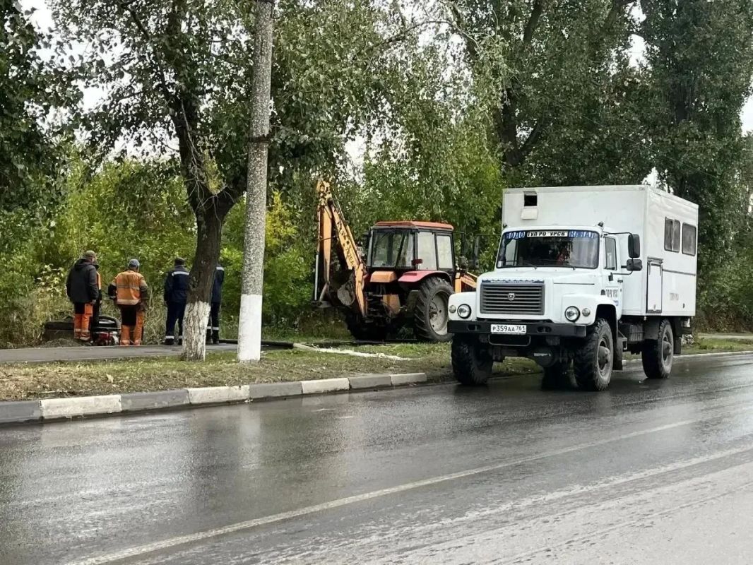 В шахтинском посёлке имени Красина оперативно устранили порывы водопровода по обращениям жителей