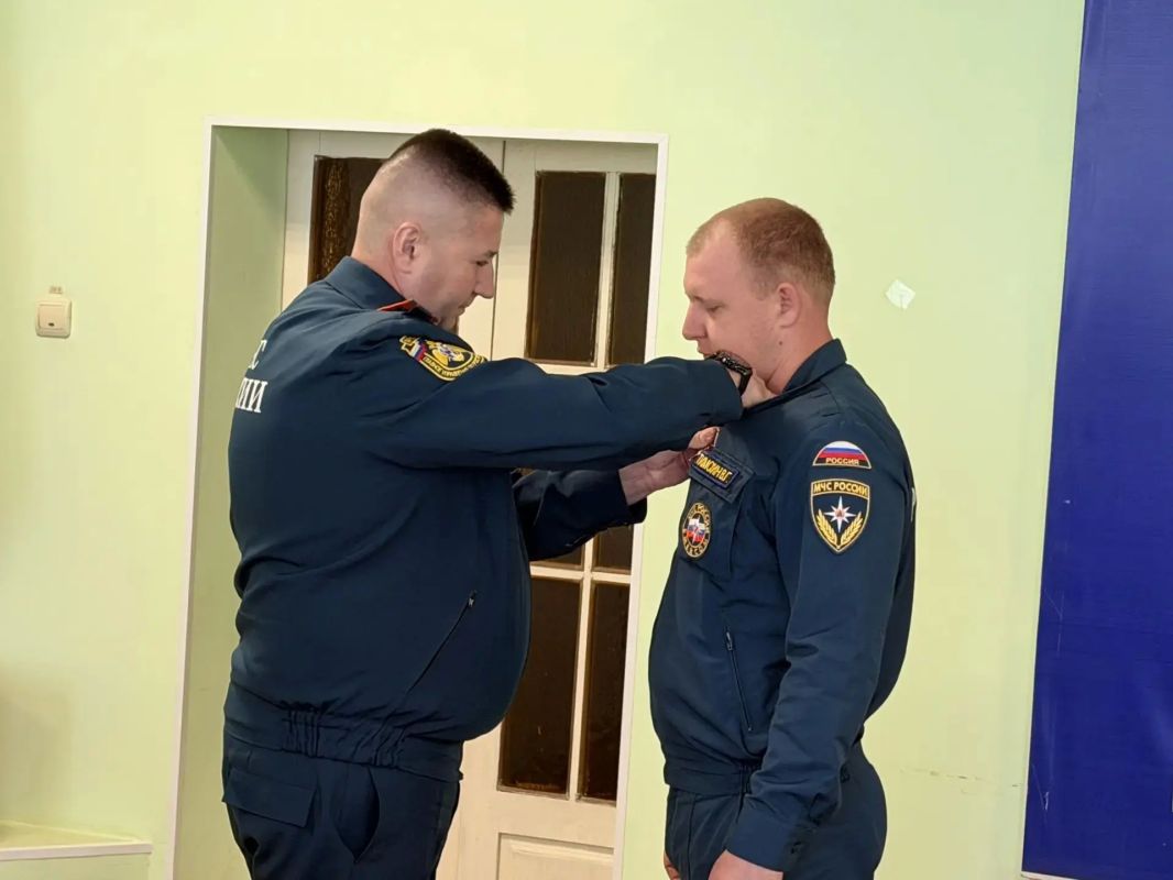 В пожарно-спасательных подразделениях Дона прошли торжественные мероприятия ко Дню гражданской обороны В пожарно-спасательных подразделениях Дона прошли торжественные мероприятия ко Дню гражданской обороны