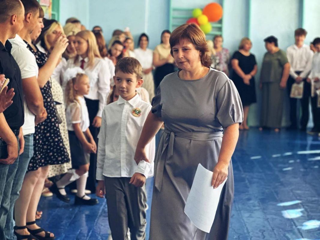 Уважаемые педагоги, работники сферы образования города Новочеркасска!