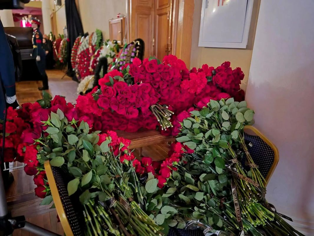 В Шахтах простились с выдающимся горняком и политическим деятелем Сергеем Михалевым