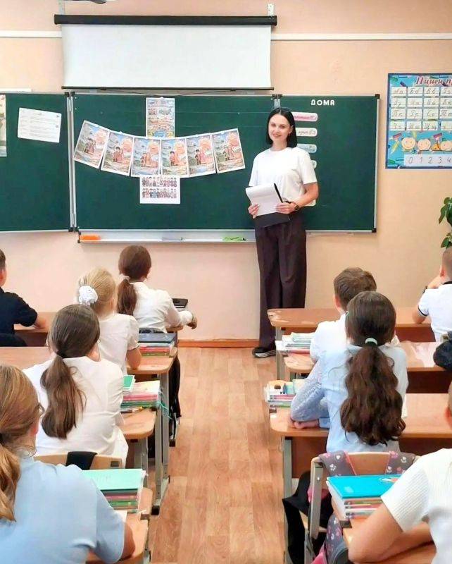 Уважаемые педагоги, работники сферы образования города Новочеркасска! Уважаемые педагоги, работники сферы образования города Новочеркасска!