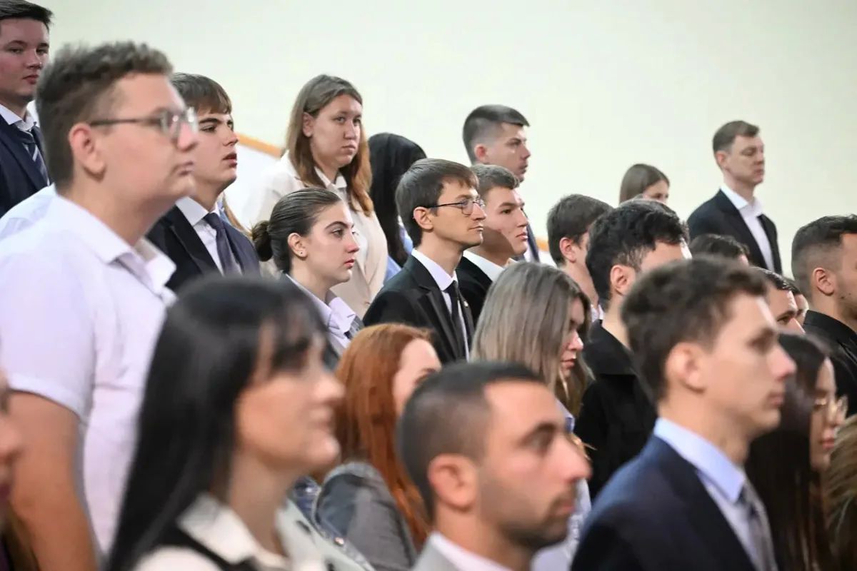 Молодёжный парламент Батайска представил город на областном заседании Молодёжный парламент Батайска представил город на областном заседании