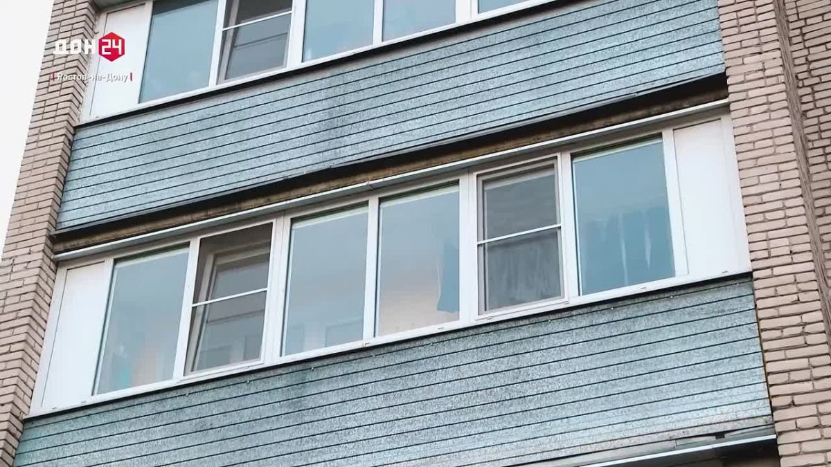 Лифт стоит, двор в бурьяне: жильцы дома на 2-й Краснодарской устали от отписок