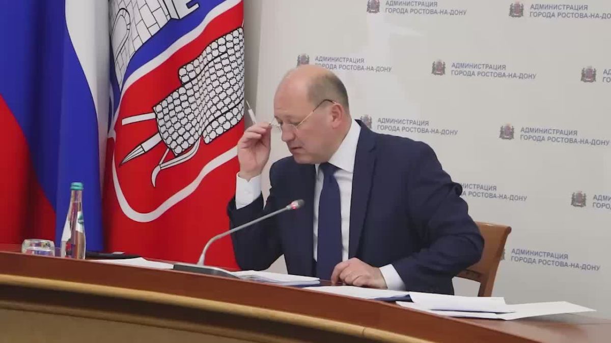 Александр Скрябин: Уважаемые ростовчане!. Подготовка к осенне-зимнему периоду - это не только подготовка систем отопления, проверка снегоуборочной техники