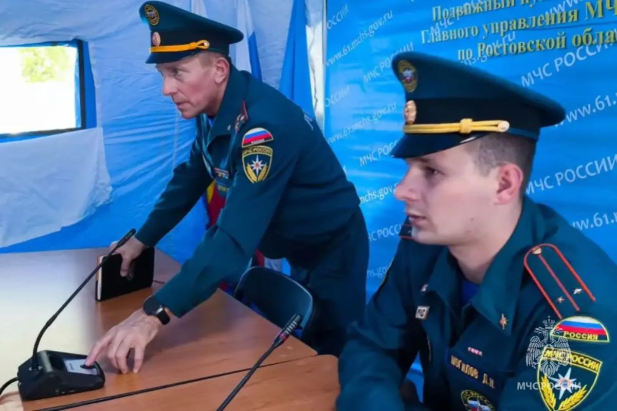 В Донском МЧС проверили готовность мобильного пункта управления В Донском МЧС проверили готовность мобильного пункта управления