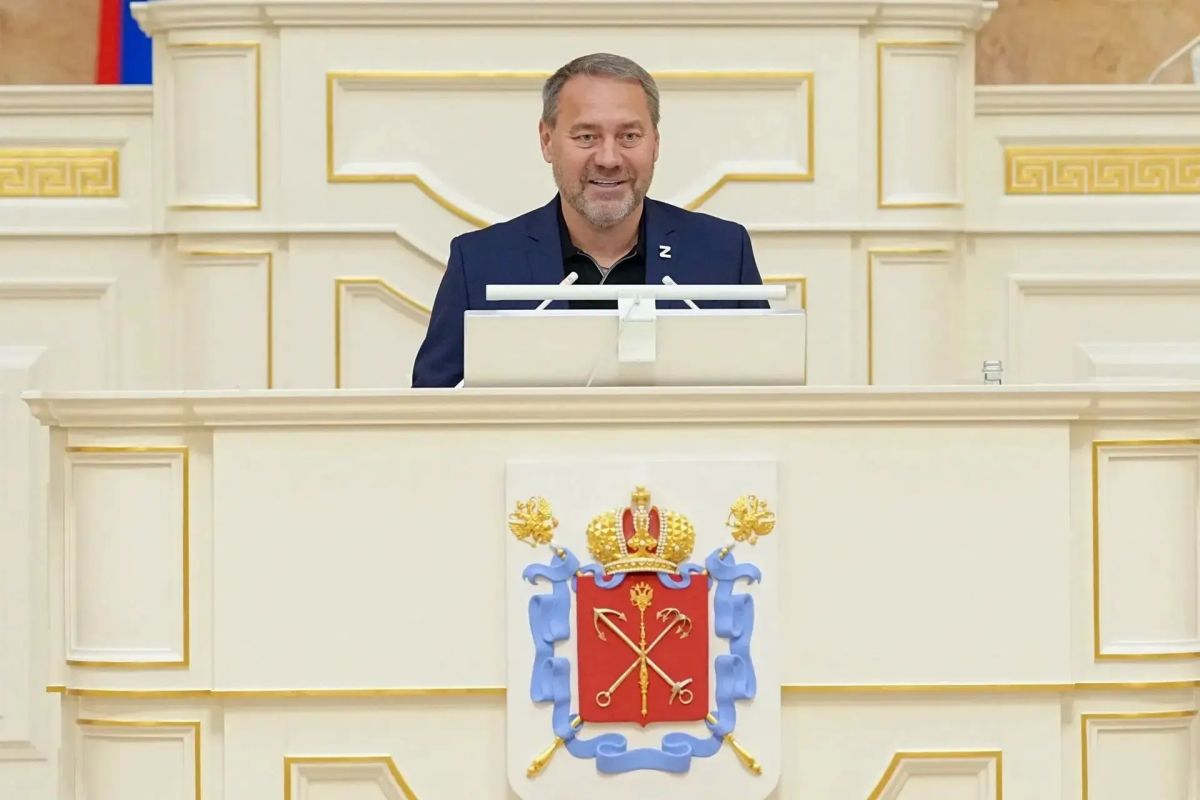 Председатель Молодежного парламента при Законодательном Собрании Ростовской области Владимир Дьяченко принял участие во II Всероссийском форуме молодых парламентариев в Санкт-Петербурге Председатель Молодежного парламента при Законодательном Собрании Ростовской области Владимир Дьяченко принял участие во II Всероссийском форуме молодых парламентариев в Санкт-Петербурге