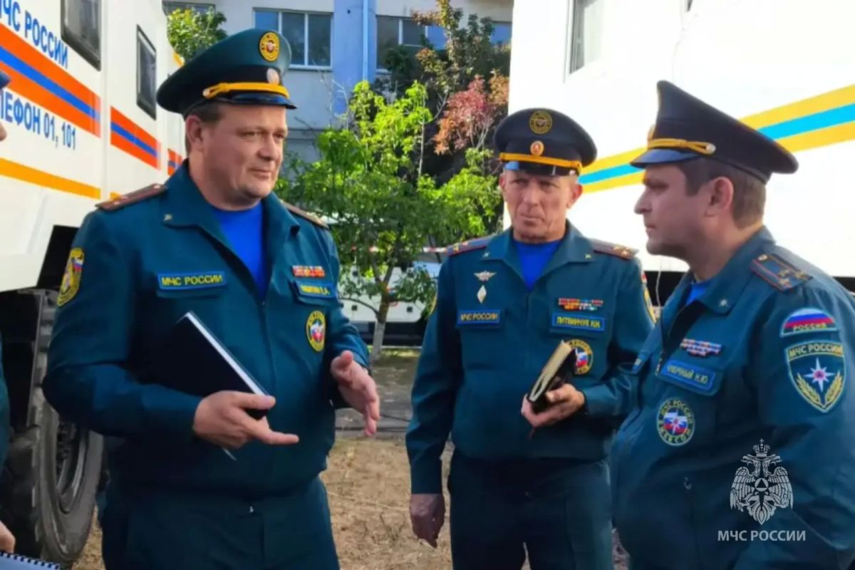 В Донском МЧС проверили готовность мобильного пункта управления В Донском МЧС проверили готовность мобильного пункта управления