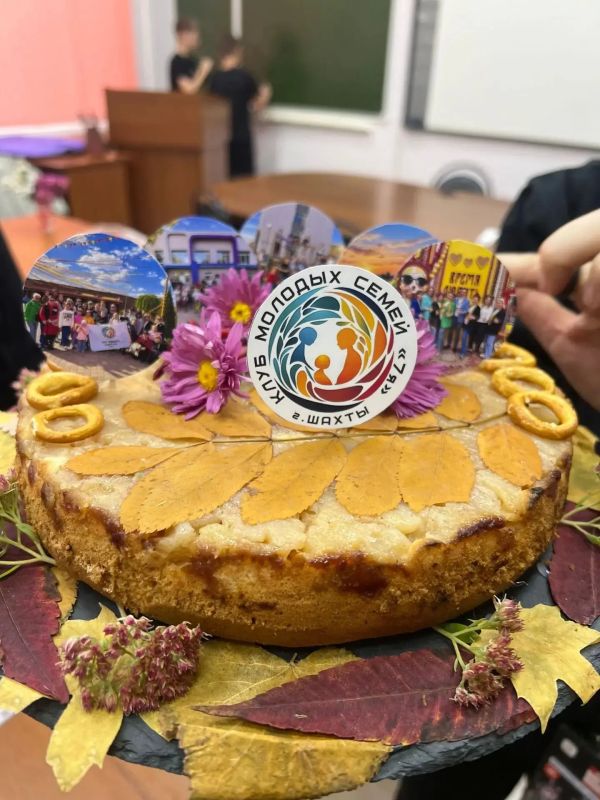 «7Я» — дважды лучший: клуб из Шахт вновь покорил фестиваль молодых семей! «7Я» — дважды лучший: клуб из Шахт вновь покорил фестиваль молодых семей!