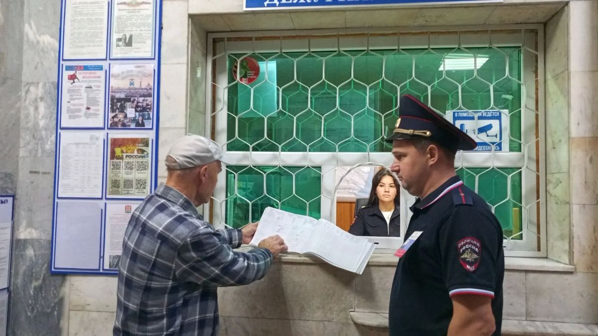 Председатель Общественного совета проверил деятельность Межмуниципального отдела МВД России «Морозовский» Председатель Общественного совета проверил деятельность Межмуниципального отдела МВД России «Морозовский»