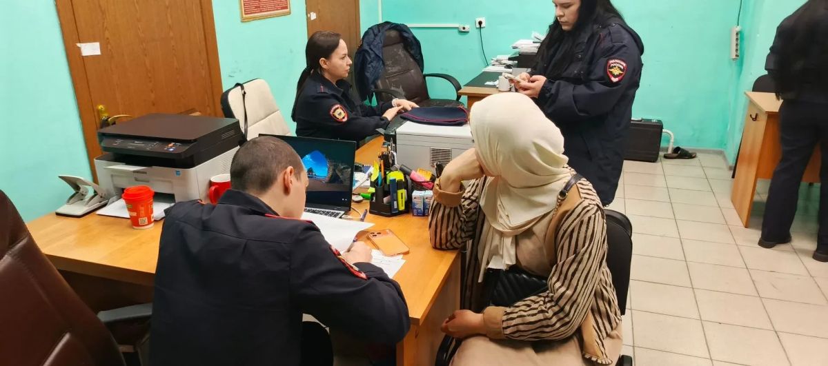 В микрорайоне "Темерник" провели очередной рейд среди мигрантов В микрорайоне "Темерник" провели очередной рейд среди мигрантов