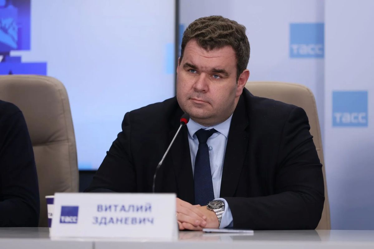 Фоторепортаж и главное из заявлений с пресс-конференции посвященной проведению регионального форума креативных индустрий "Креаномика" Фоторепортаж и главное из заявлений с пресс-конференции посвященной проведению регионального форума креативных индустрий "Креаномика"