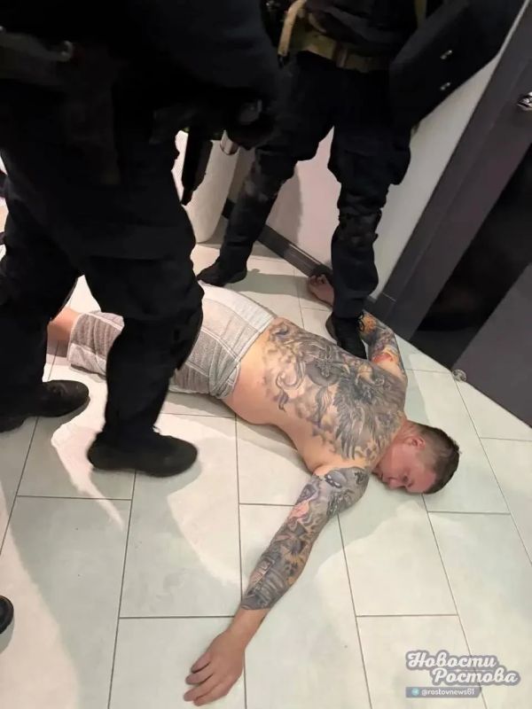 Сотрудники ФСБ задержали по подозрению в коррупции заместителя мэра Таганрога Егора Долматова
