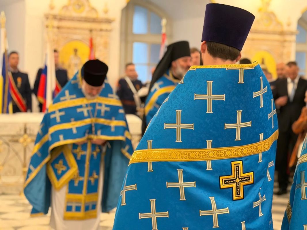 14 октября Новочеркасск объединился в праздновании Покрова Пресвятой Богородицы — дня, имеющего для донского края исторический смысл 14 октября Новочеркасск объединился в праздновании Покрова Пресвятой Богородицы — дня, имеющего для донского края исторический смысл